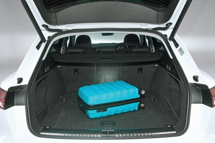 Багажник Audi E-tron