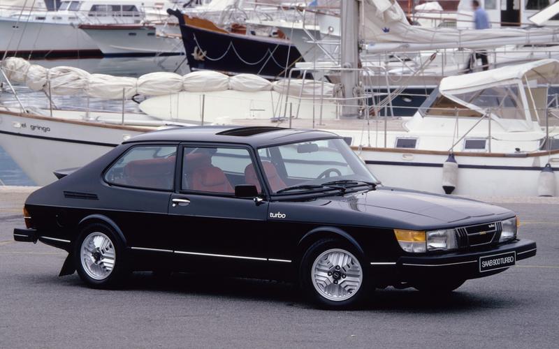 Saab – 900